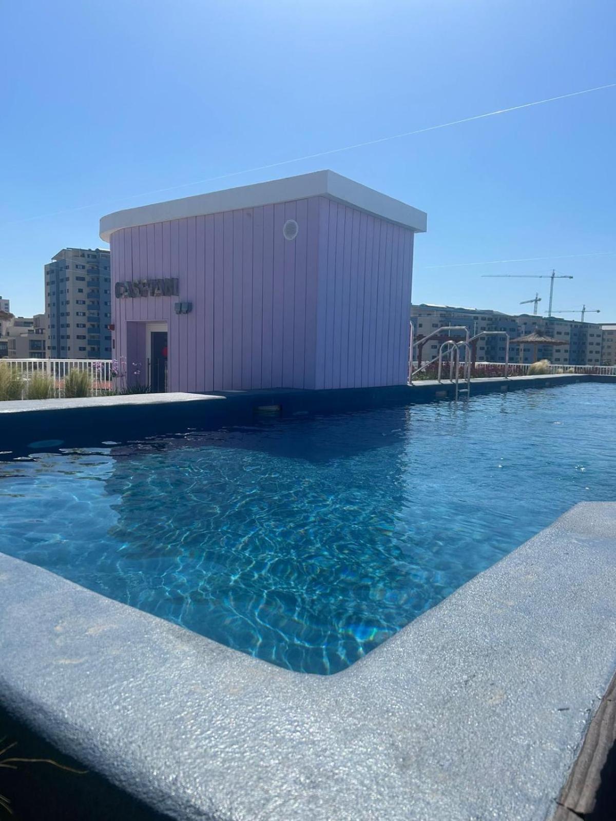 Marina Club Luxury Private Studio With Pool And Incredible Views ยิบรอลตาร์ ภายนอก รูปภาพ